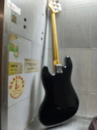 Bajo Eléctrico Fender Squier Jazzbass Negro