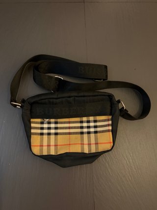 Bolso Bandolera Burberry Nova Check Negro