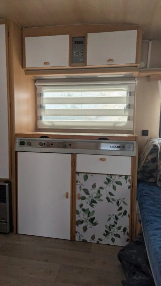 Caravana Adria Optima 425 CE 750kg de 2 ambientes