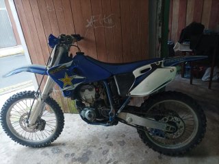 Moto Enduro/Motocross Azul y Blanca