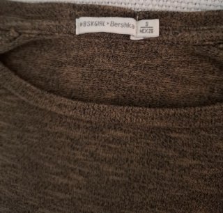 Jersey manga larga Bershka verde jaspeado.