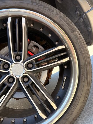 Llantas Keskin 20 pulgadas con neumáticos