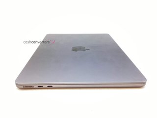 portatil apple apple macbook air m3 8-core 4.0 13 (8gpu) (2024) (a3113)