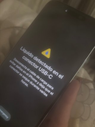 iPhone casi nuevo 400