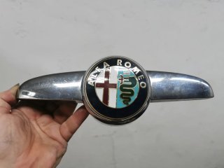 Emblema Delantero Alfa Romeo