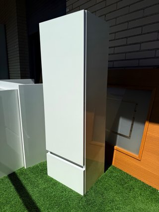 2 Muebles de Baño Blancos. diseño moderno.