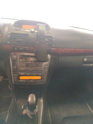 Toyota Avensis 2004