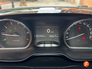 Peugeot 2008 Allure PureTech 110 S&S 6 Vel. MAN