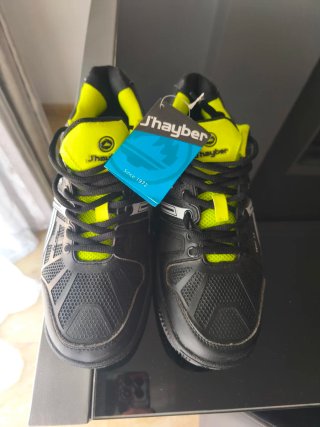 Zapatillas Pádel Jhayber Negras y Amarillas