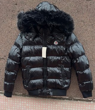 Chaquetón Moncler Negro