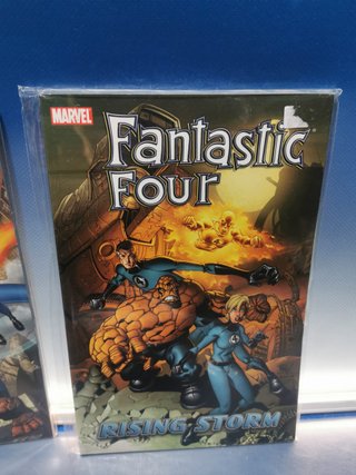 Tres tomos USA FANTASTIC FOUR vol.1, 5 y 6-comics en ingles