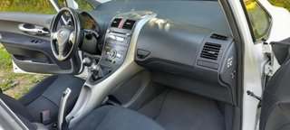 TOYOTA AURIS 5P SOL 2.0 D-4D 126CV