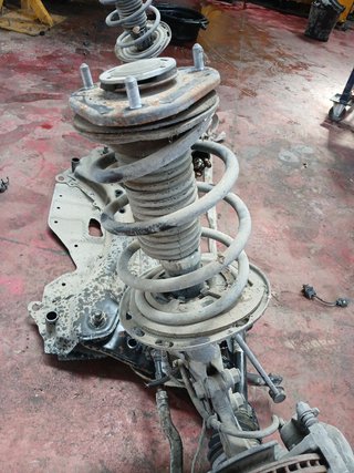 AMORTIGUADOR DELANTERO DERECHO Toyota Verso (AUR2/ZGR2)(2009->)