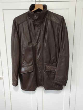 Chaqueta de piel marrón hombre