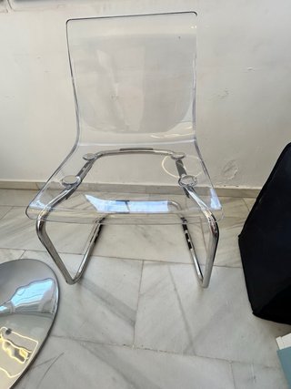 2 Sillas Transparentes IKEA