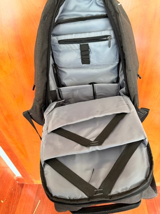 Mochila Antirrobo Mark Ryden Negra