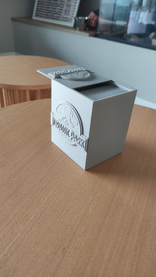 Commander Deck Box MTG Jurassic Park + 115 Fundas