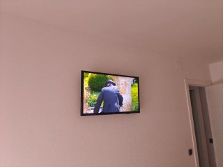 TV Samsung 32 ( NO ES !!!!  Smart TV)