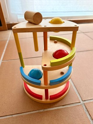 Juguete Goki de madera
