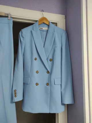 Traje de Chaqueta y Pantalón Zara Azul
