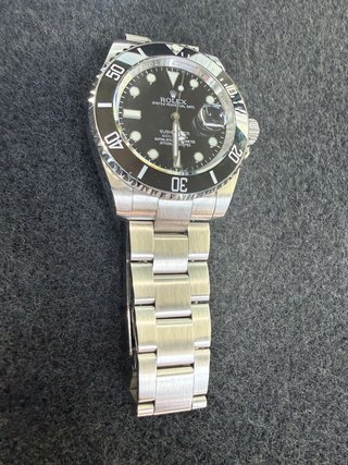 Reloj de hombre Subm. Date Negro Plata