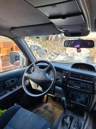 Mitsubishi Montero 2001