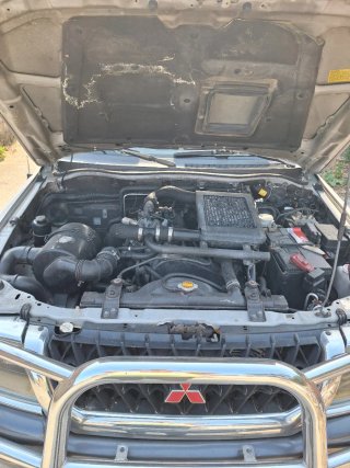 Mitsubishi Montero 2001