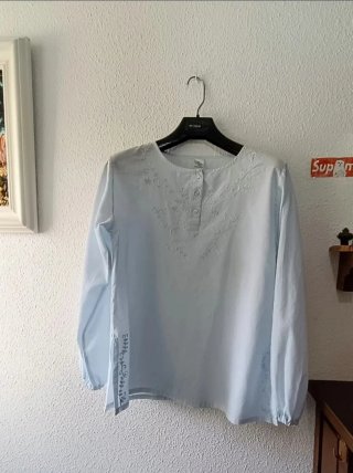 Blusa para baturra  TALLA M AMPLIA COMO NUEVA