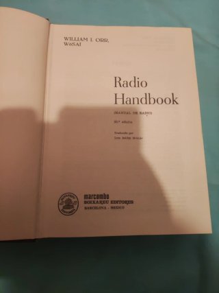Radio handbook: (Manual de radio)