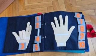 Libro sensorial de fieltro actividades infantil