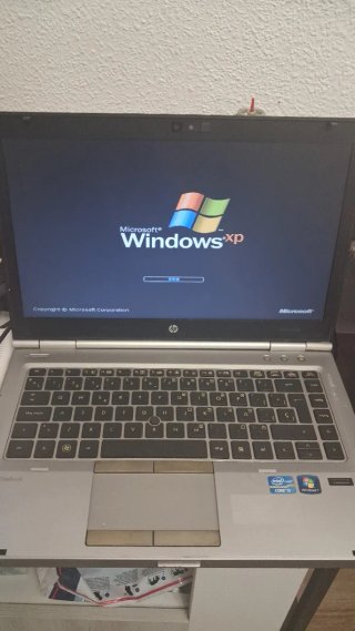HP EliteBook 14 Plata/Negro