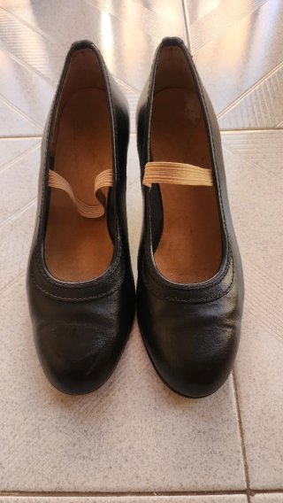 Zapatos de Flamenca Negros