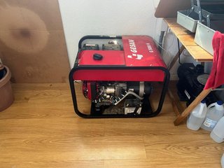Generador Eléctrico Gesan H 5000 con Motor Honda