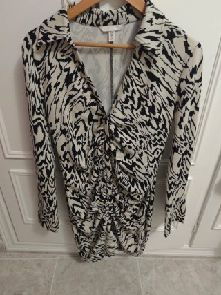 Vestido Estampado Blanco y Negro Talla m