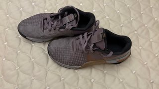 Zapatillas Nike Gris y Morado