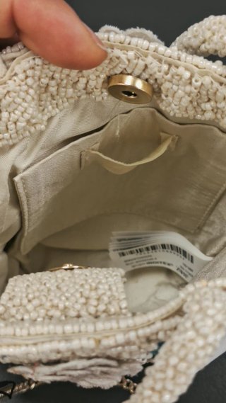 Bolso joya abalorios flores beige
