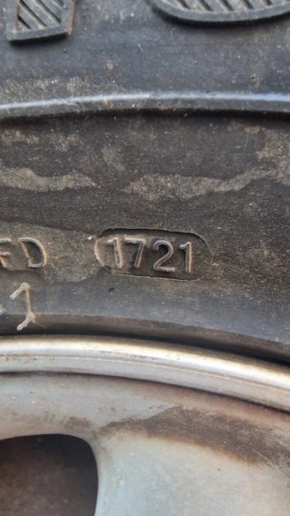 Neumáticos 235/75/15