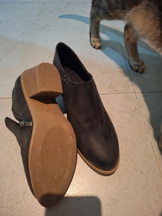 Botines negros talla 37