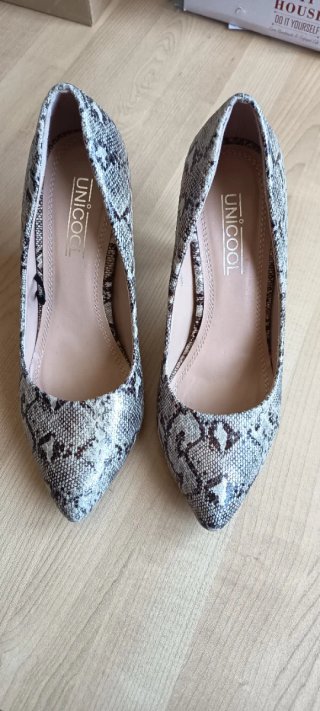 Zapatos Unicool Efecto Serpiente Talla 37