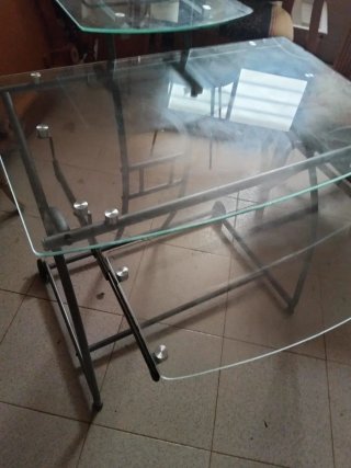 Escritorio de Cristal y Metal