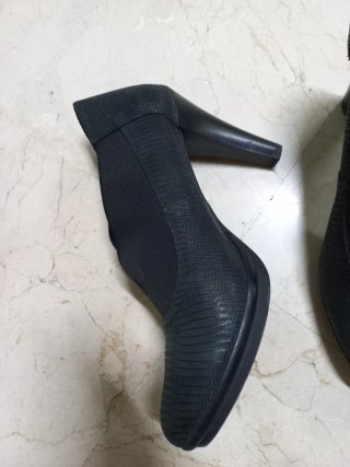 Zapatos de Tacón Negros
