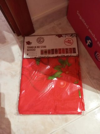 Tovaglia Natalizia No Stiro