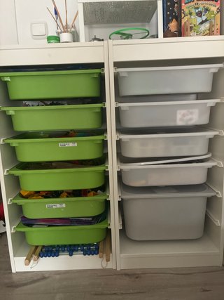 Armario con cajones IKEA. Uno 25 euros. Dos 50euro