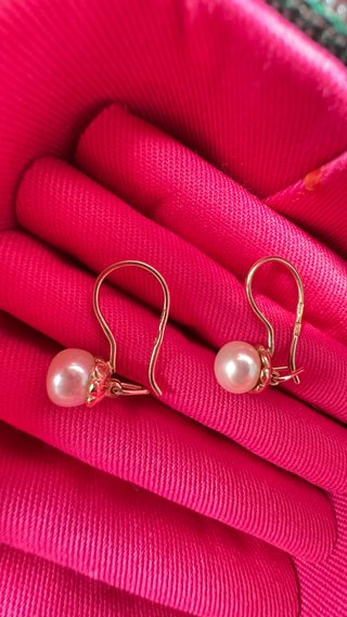 Orecchini in oro giallo 14K con perle naturali