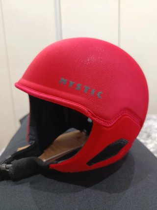 Casco Mystic Rojo Deportes Acuáticos