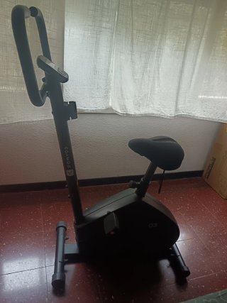 Bicicleta Estática Negra