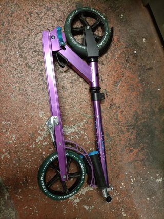 Patinete Morado Plegable