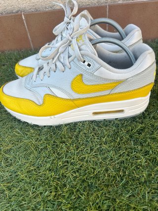 Nike Air Max Blancas y Amarillas
