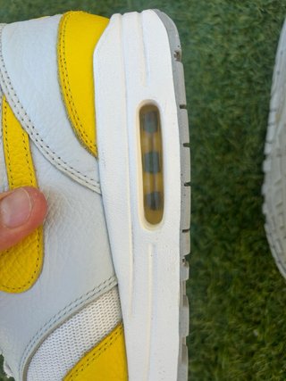 Nike Air Max Blancas y Amarillas