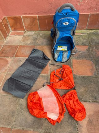 Mochila portabebés Deuter montaña